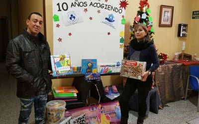 El Dorado entrega material escolar al Alojamiento