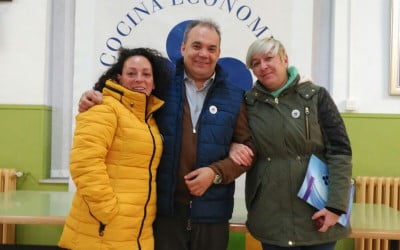 El AMPA de Lardero entrega las donaciones de una campaña de recogida